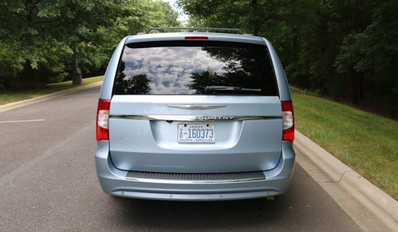 2012 Chrysler Town & Country 4dr Wgn Touring-L full