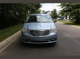 2012 Chrysler Town & Country 4dr Wgn Touring-L